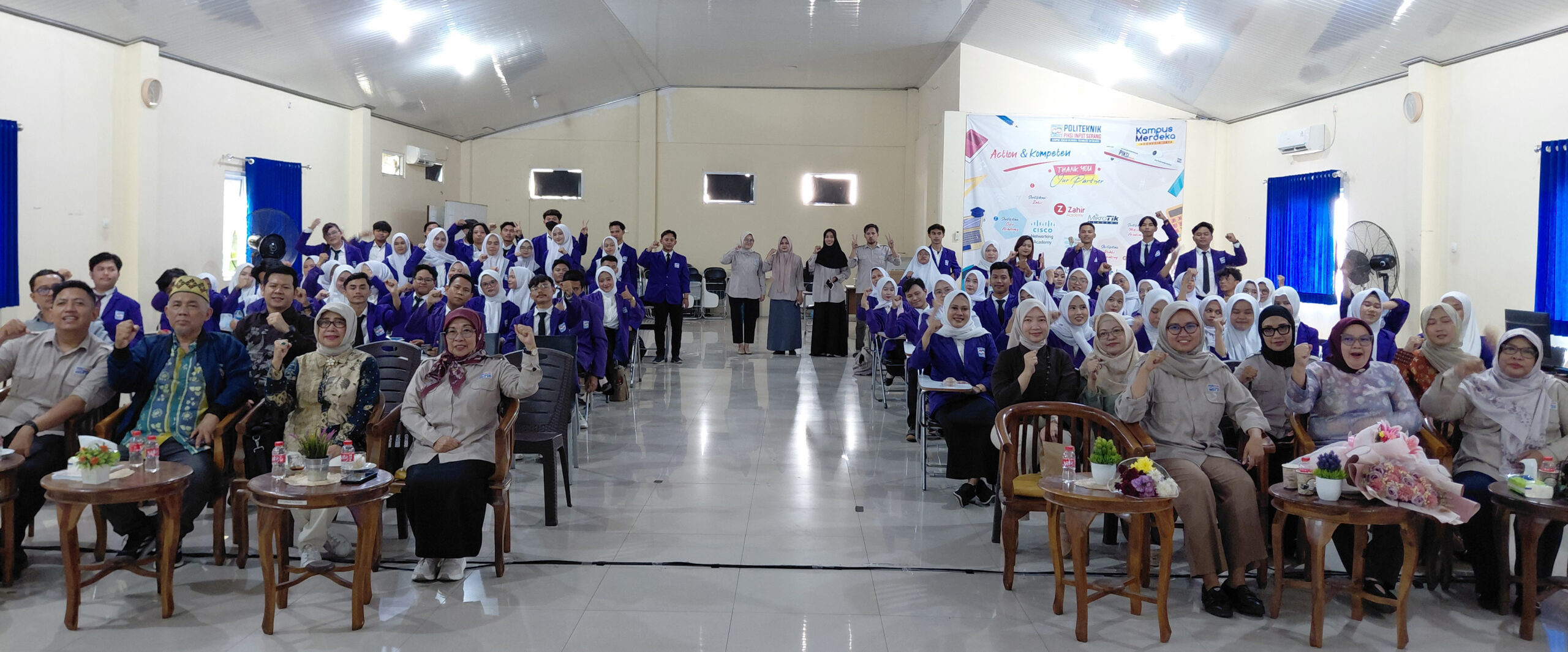 Yudisium 2026 Politeknik Piksi Input Serang bersama peserta dan civitas akademika